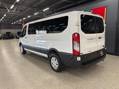 2024 Ford Transit-350 XLT