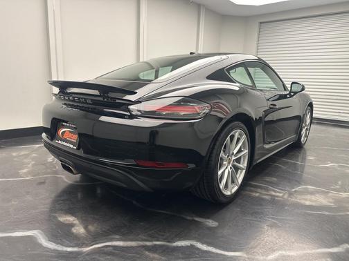 2019 Porsche 718 Cayman Base