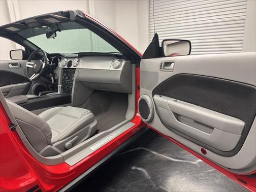 2009 Ford Mustang Base