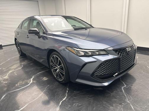 2019 Toyota Avalon XSE