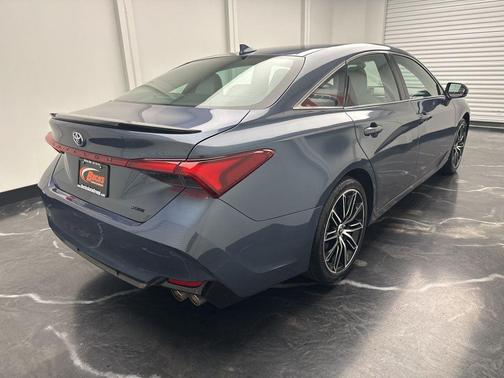 2019 Toyota Avalon XSE