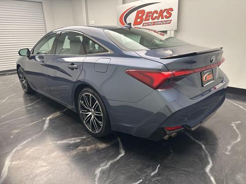 2019 Toyota Avalon XSE