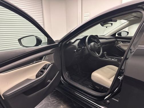 Jet Black Mica 2020 Mazda Mazda3 Preferred