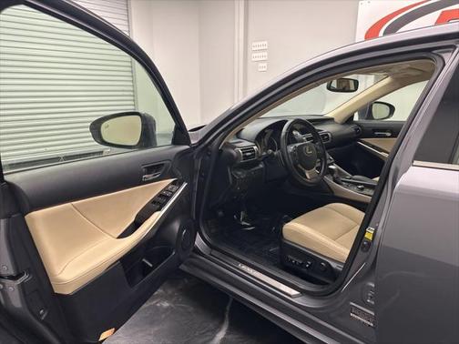 2016 Lexus IS 300 Base