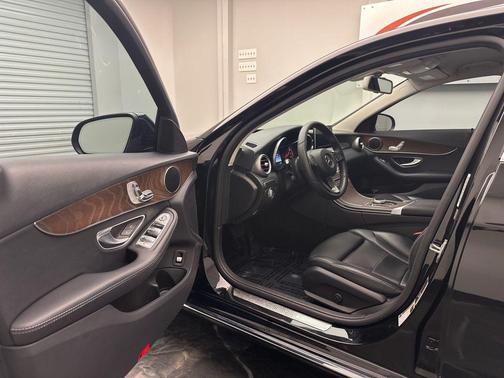 2017 Mercedes-Benz C-Class C 300