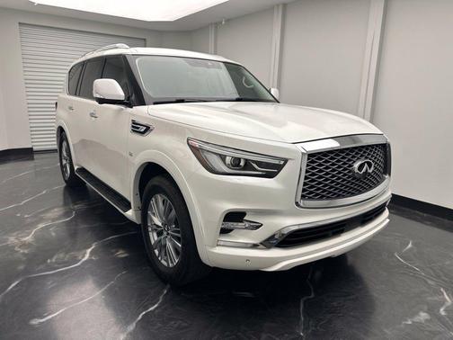 Moonstone White 2019 INFINITI QX80 Luxe