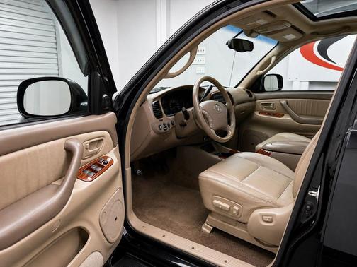 Black 2004 Toyota Tundra Limited Double Cab