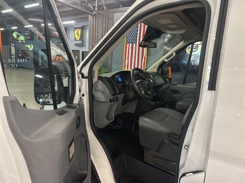 2018 Ford Transit-250 Base