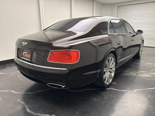Black 2014 Bentley Flying Spur Base