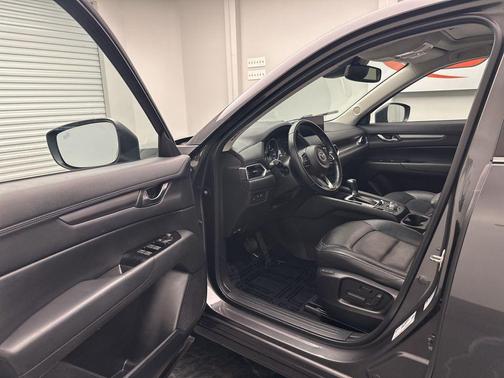 2022 Mazda CX-5 2.5 S Preferred Package