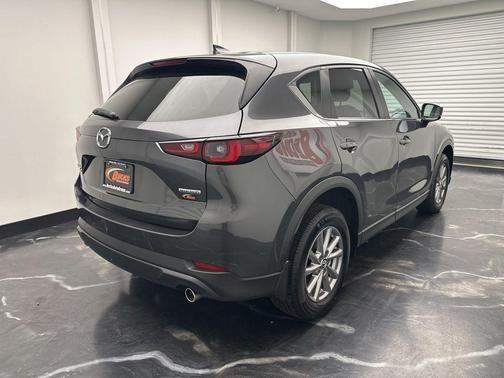 2022 Mazda CX-5 2.5 S Preferred Package
