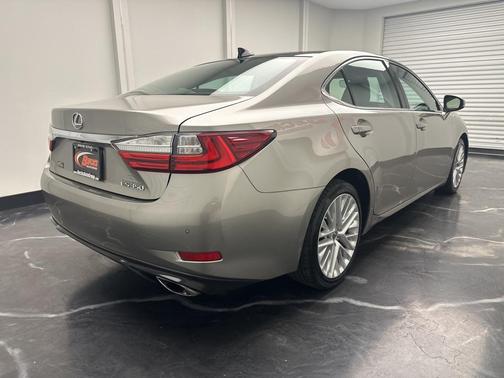 2016 Lexus ES 350 Base