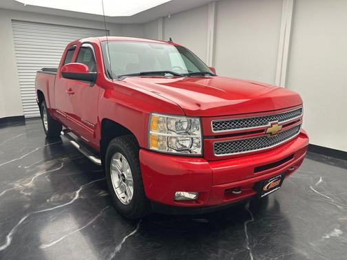 Victory Red 2013 Chevrolet Silverado 1500 LT