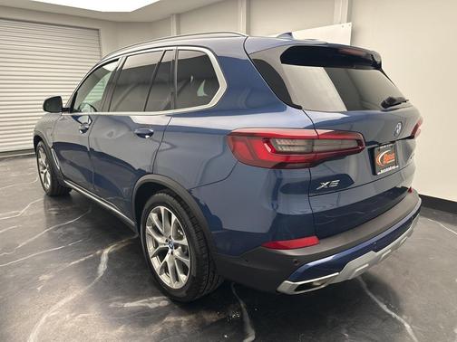 2022 BMW X5 PHEV xDrive45e