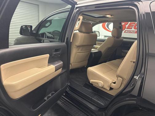 2019 Toyota Sequoia SR5