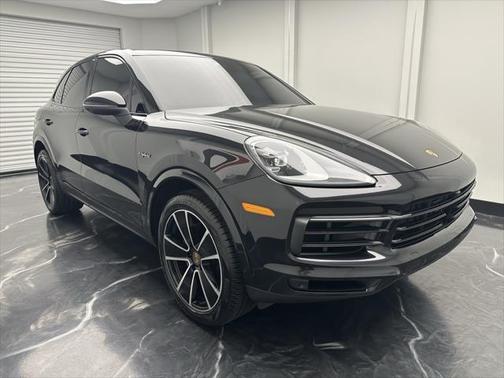 2019 Porsche Cayenne E-Hybrid S