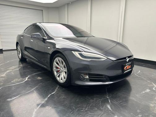 Gray 2019 Tesla Model S P100D