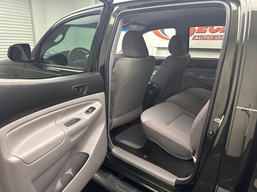 Spruce 2013 Toyota Tacoma PreRunner