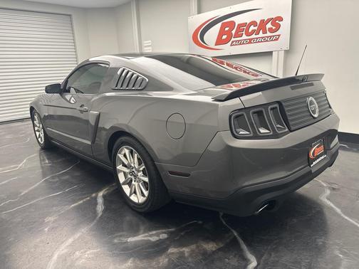 2011 Ford Mustang GT Premium