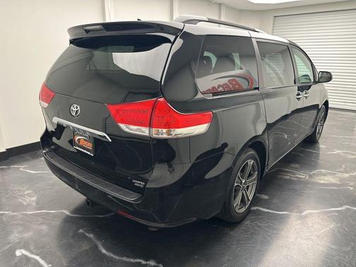2012 Toyota Sienna Limited