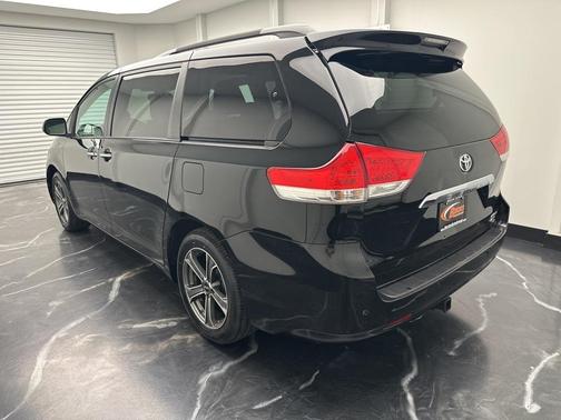 2012 Toyota Sienna Limited