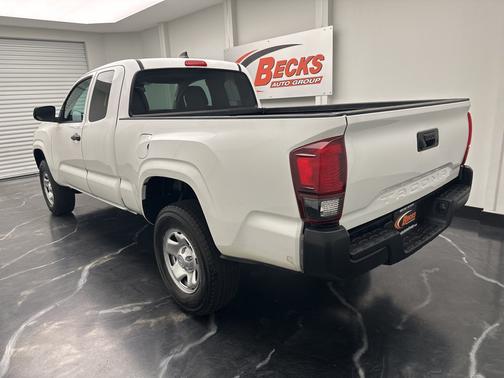 Super White 2020 Toyota Tacoma SR