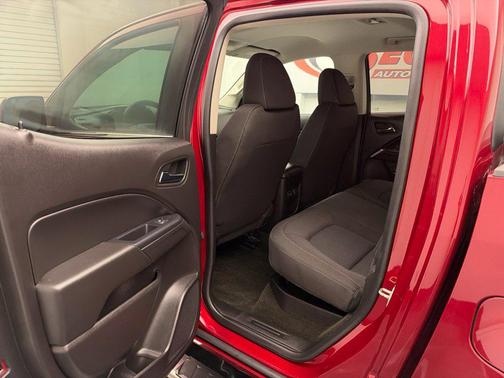 Cajun Red Tintcoat 2018 Chevrolet Colorado LT