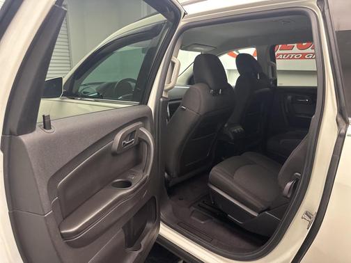 2010 Chevrolet Traverse LT