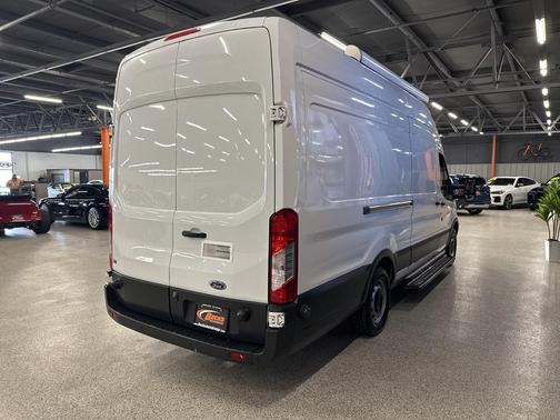 2016 Ford Transit-250 Base