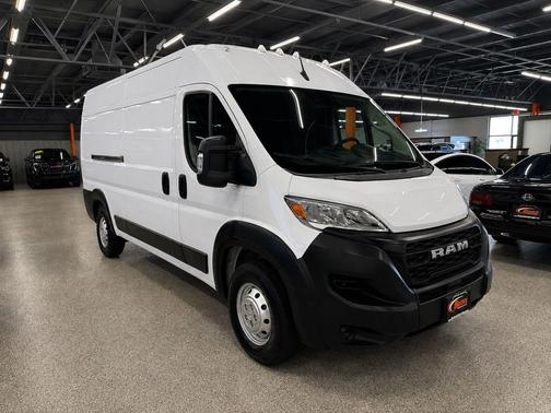 Bright White Clearcoat 2023 RAM ProMaster 2500 High Roof