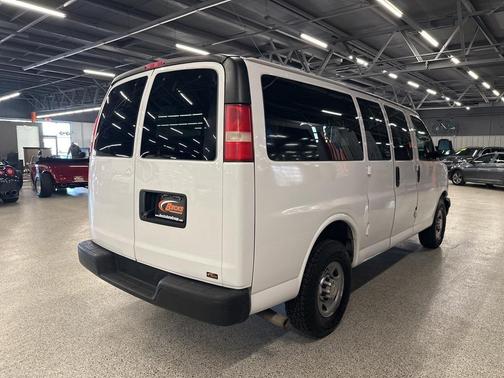 2013 Chevrolet Express 2500 LS