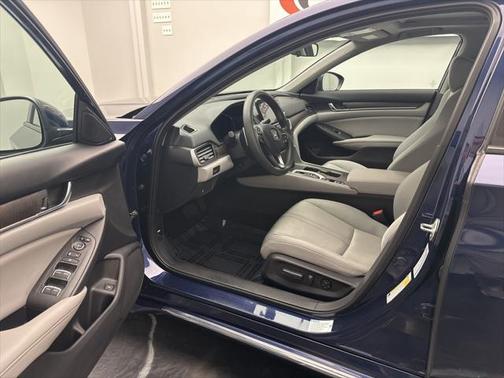2018 Honda Accord Hybrid EX