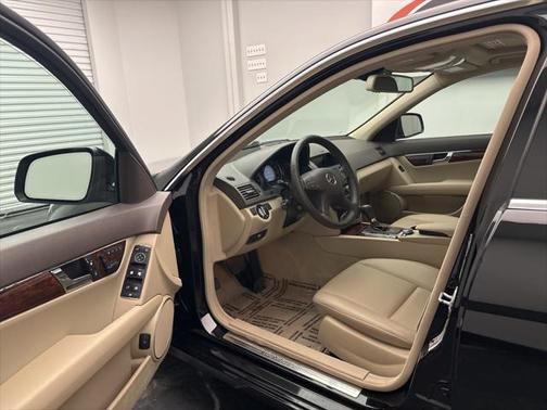 2009 Mercedes-Benz C-Class C 300 4MATIC Sport