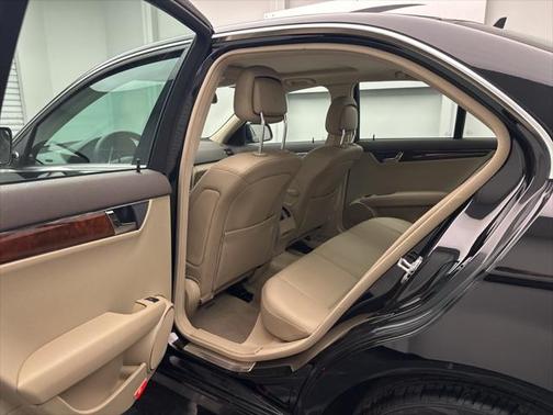 2009 Mercedes-Benz C-Class C 300 4MATIC Sport