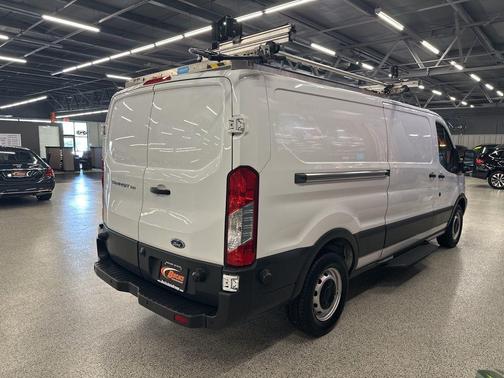 Oxford White 2017 Ford Transit-150 Base