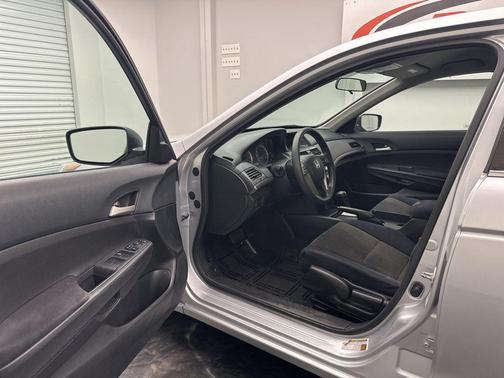 2010 Honda Accord 2.4 LX