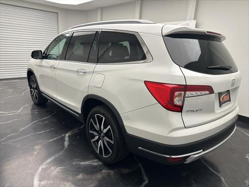 2021 Honda Pilot Touring 8-Passenger