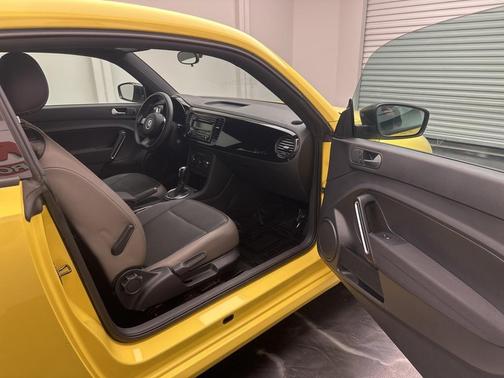 2015 Volkswagen Beetle 1.8T