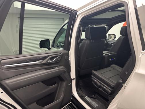 White 2021 GMC Yukon Denali
