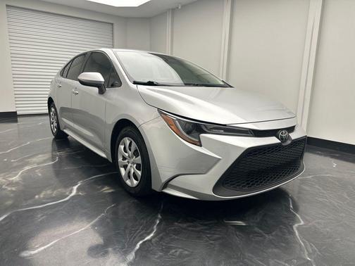 Classic Silver Metallic 2020 Toyota Corolla LE
