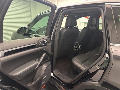 2014 Porsche Cayenne Base