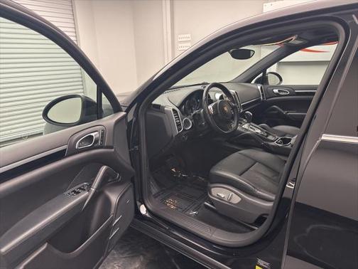 2014 Porsche Cayenne Base