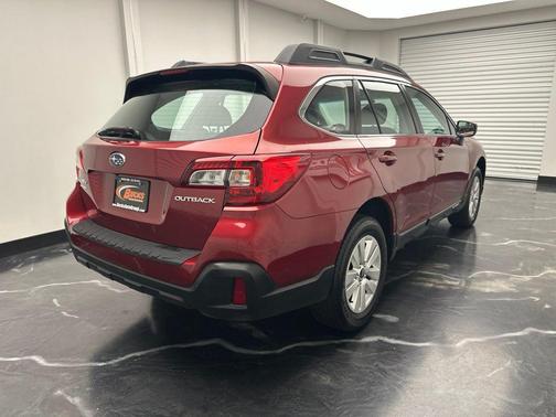 Crimson Red Pearl 2018 Subaru Outback 2.5i