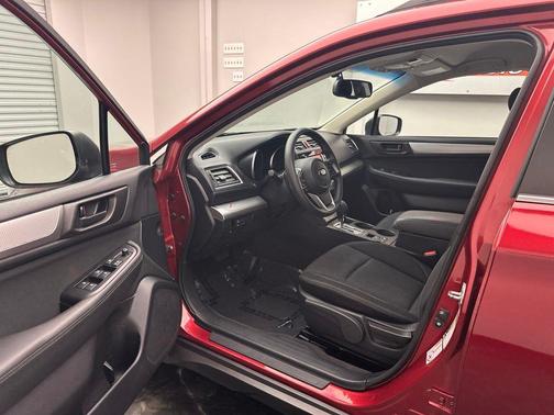 Crimson Red Pearl 2018 Subaru Outback 2.5i