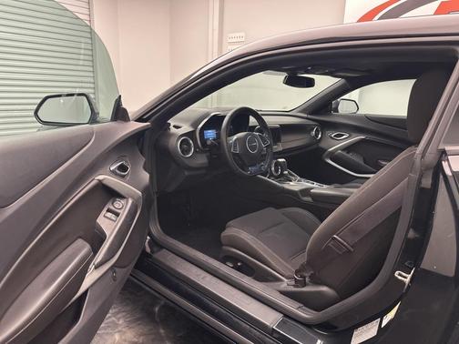 2016 Chevrolet Camaro 1LT