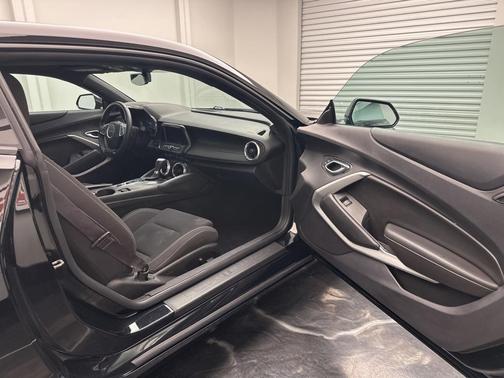 2016 Chevrolet Camaro 1LT