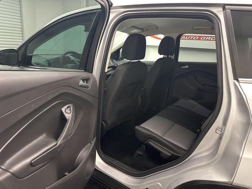 Ingot Silver 2017 Ford Escape SE