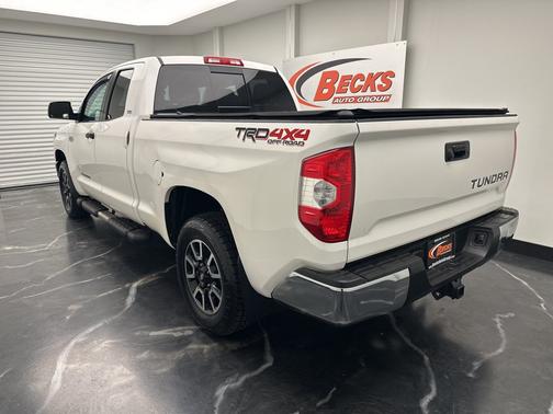 Super White 2018 Toyota Tundra SR5