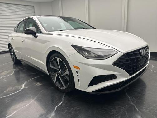 2022 Hyundai SONATA SEL Plus