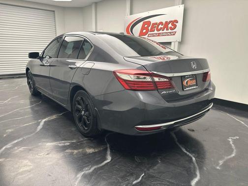 Gray 2017 Honda Accord EX-L